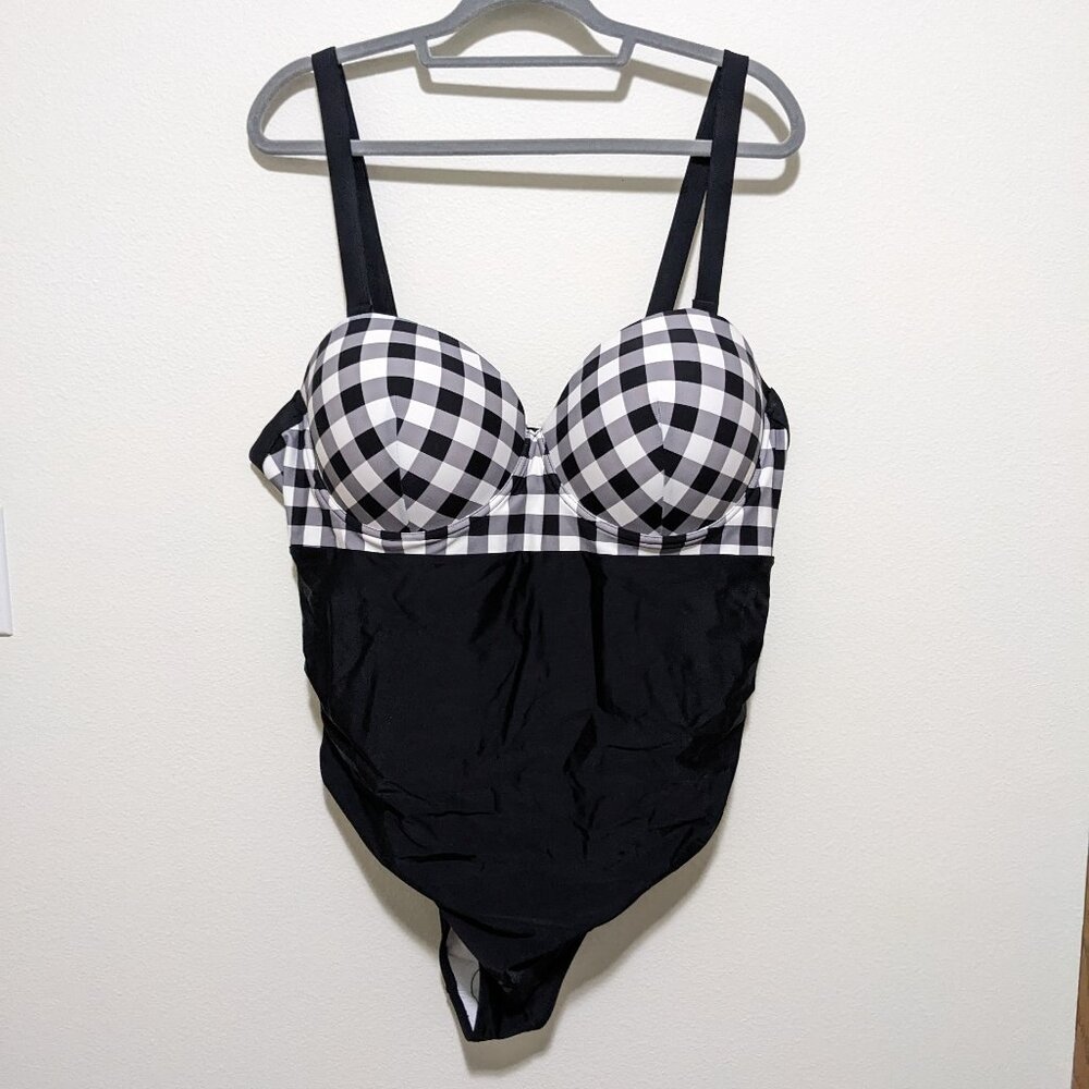 Cupshe Plus-Sized Swimsuit 4XL Black & White Gingham Wired One Piece Swim